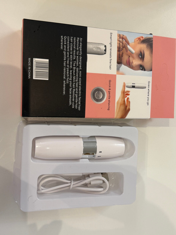 شیور و موزن صورت بانوان شارژی مدل Quick & Gentle | طرح براون با چراغ LED